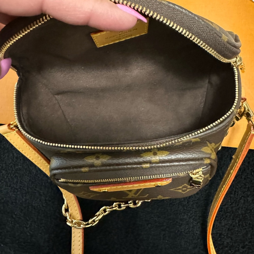 Authentic Louis Vuitton Mini Bumbag Monogram Canvas - Picture 11 of 11